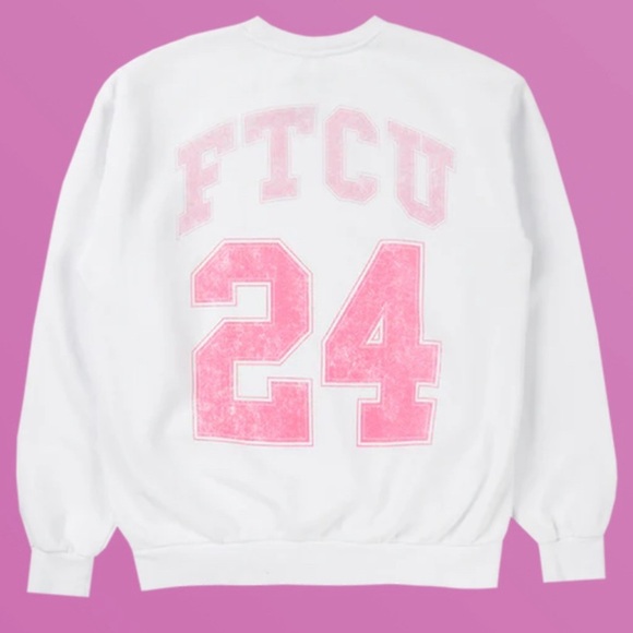 Nicki Minaj 2024 Gag City White Crewneck Pink Friday 2 World Tour Sweatshirt - Picture 2 of 7